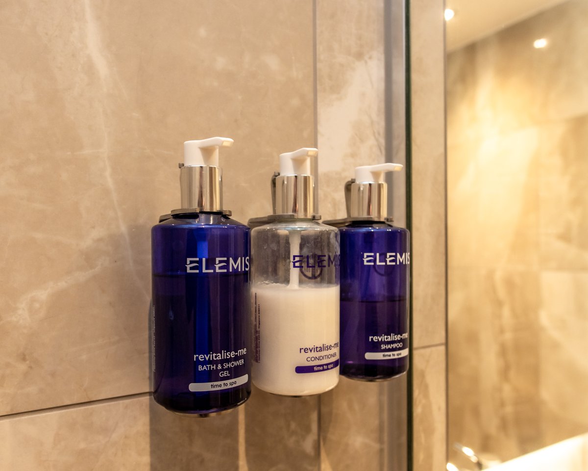 Brightening up your evening self-care routine with the perfect @Elemis products. 💫 #HotelLaTour #HotelLaTourMiltonKeynes