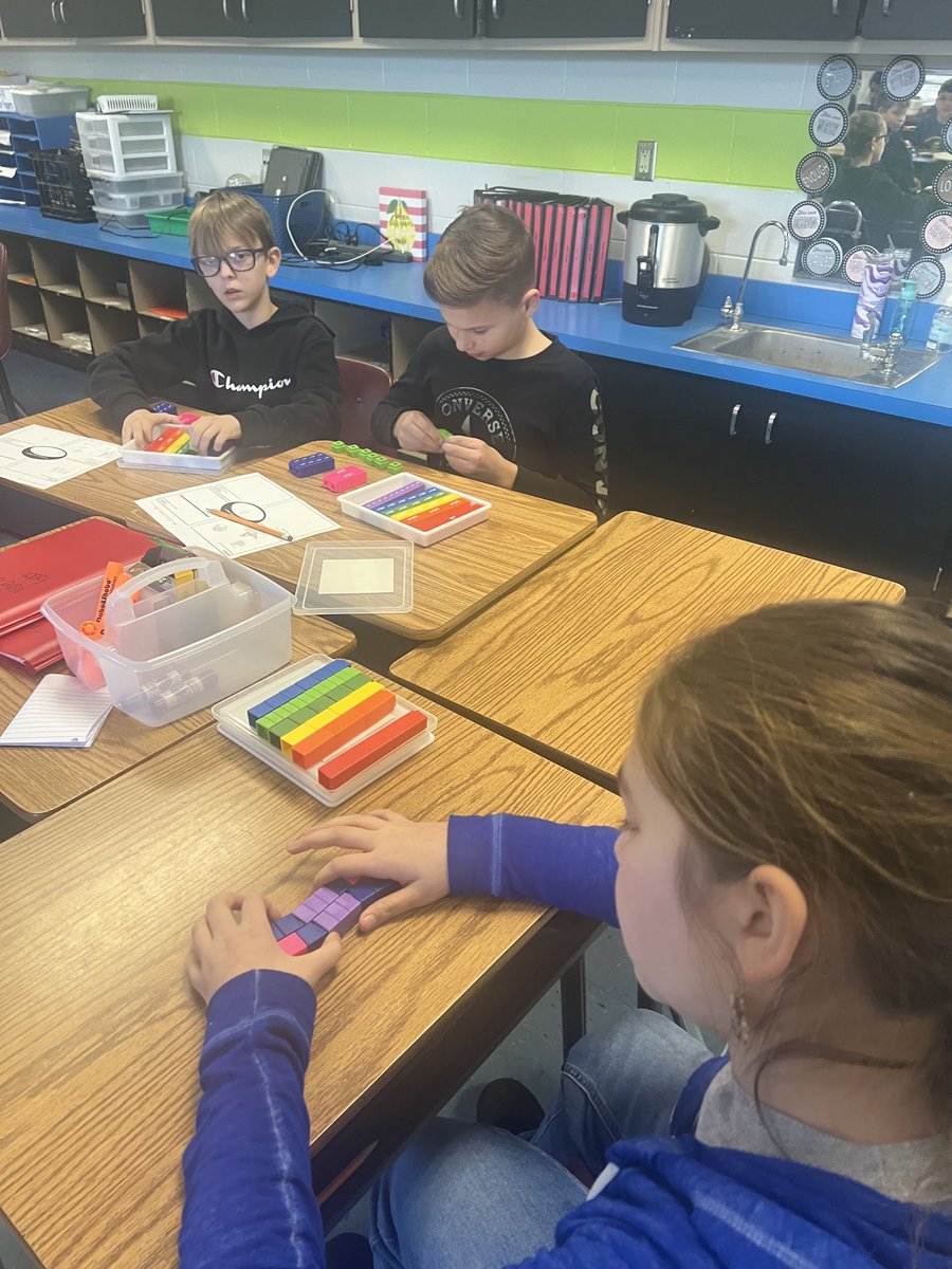 Julie Walker tweet media