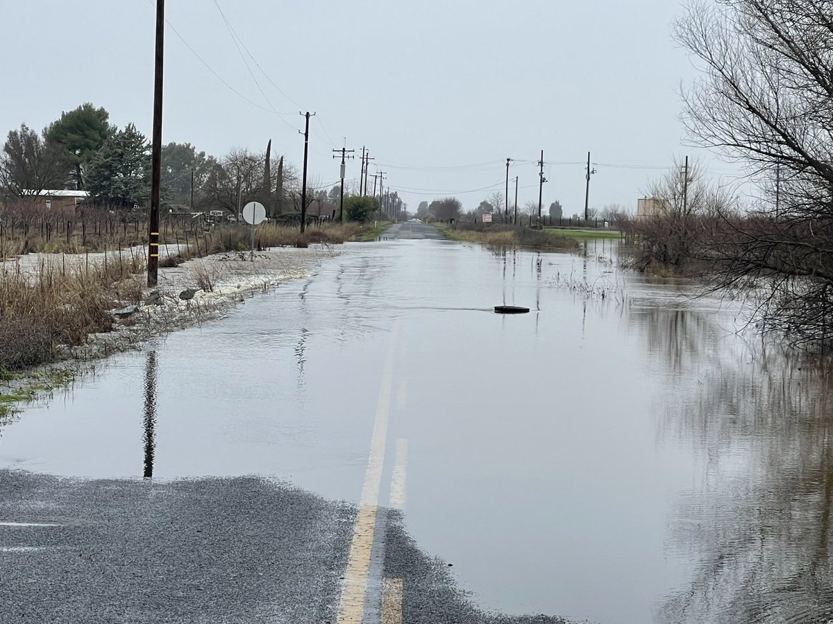 CHP_Oroville's tweet photo. 🚨 Attention: Butte County Public Works and Oroville CHP have announced several road closures due to flooding. Obey traffic signs and avoid attempting to cross the affected areas. Refer to Butte County’s public website for the most up to date closures:

https://t.co/X9mEfigKFJ https://t.co/z9sPJKQGjp