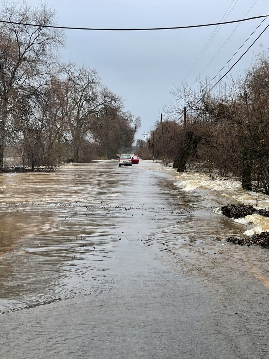 CHP_Oroville's tweet photo. 🚨 Attention: Butte County Public Works and Oroville CHP have announced several road closures due to flooding. Obey traffic signs and avoid attempting to cross the affected areas. Refer to Butte County’s public website for the most up to date closures:

https://t.co/X9mEfigKFJ https://t.co/z9sPJKQGjp