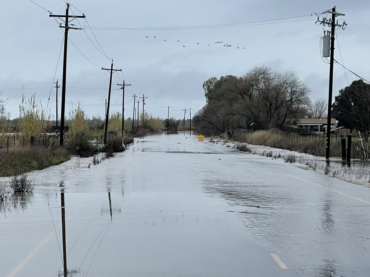 CHP_Oroville's tweet photo. 🚨 Attention: Butte County Public Works and Oroville CHP have announced several road closures due to flooding. Obey traffic signs and avoid attempting to cross the affected areas. Refer to Butte County’s public website for the most up to date closures:

https://t.co/X9mEfigKFJ https://t.co/z9sPJKQGjp