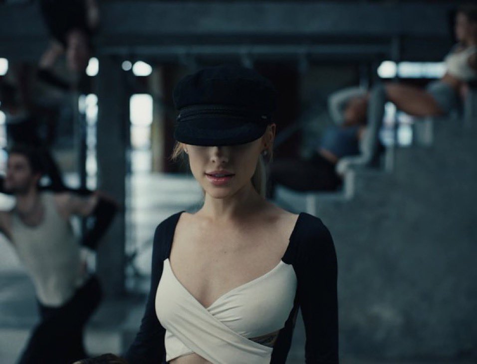 sergioopina_'s tweet image. Ariana Grande escala hasta la primera posición del conteo Billboard Hot 100 a través de ‘Yes, And?’.

Comporta, por lo tanto, el octavo sencillo de su carrera que corona el listado.