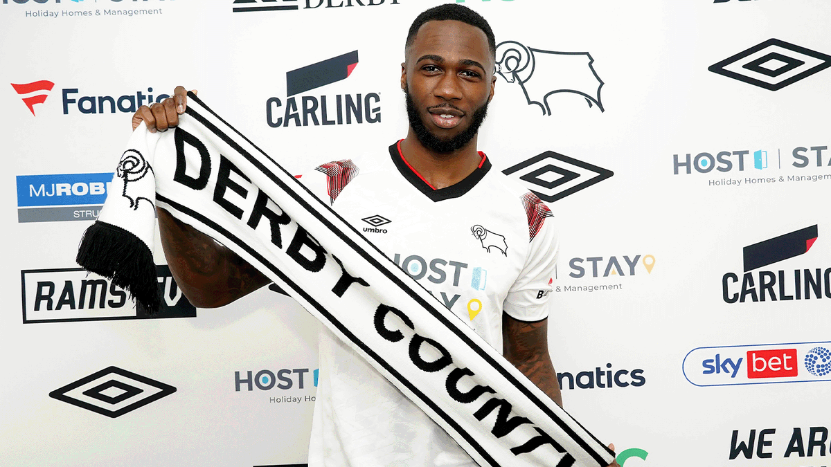 dcfcofficial's tweet photo. Our new winger! 🙌🐏

#DCFC https://t.co/4RZaEMWmQD