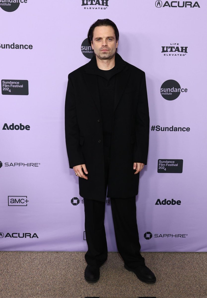 EvansStanFan's tweet photo. How good did Sebastian look last night at the A Different Man Premiere during the 2024 Sundance Film Festival! 😍🥰🖤
#sebastianstan #sebastianstanfan #adifferentman #marvel #marvelcomics #buckybarnes #wintersoldier #sundance #sundancefilmfestival #sundancefestival #Sundance2024 https://t.co/Qts89ilXWq