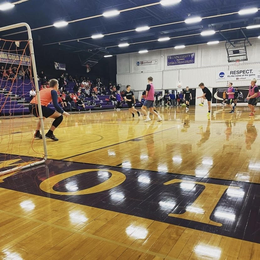Our high school futsal tournament is this Saturday. Only a few spots left. Get your team signed up today. #TDW

dcmenssoccercamps.com/futsal-tournam…