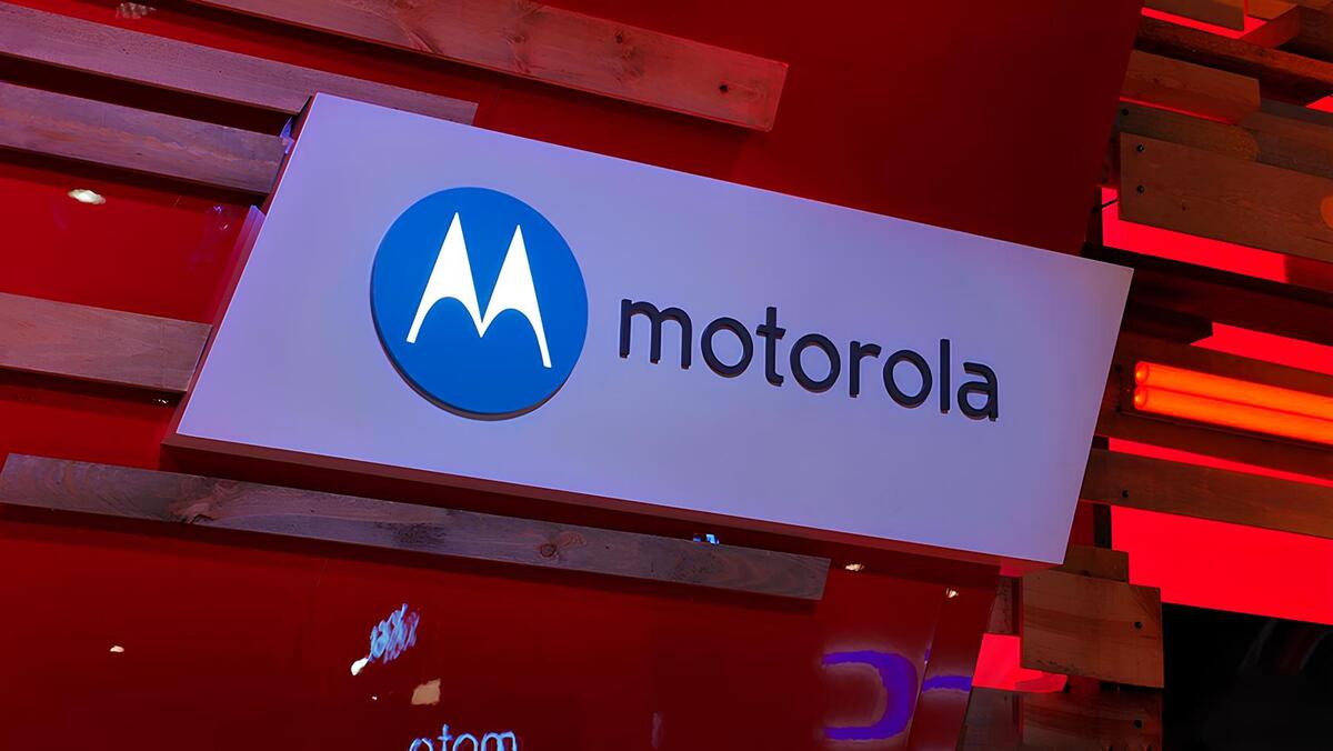 CeotechI's tweet photo. Motorola punta al terzo posto nel mercato smartphone
#Apple #flagsh #Lenovo #MatthewZielinski #MercatoSmartphone #MobileNews #Motorola #Notizie #PianiAziendali #Samsung #Smartphone #Strategie #Tech #TechNews #Tecnologia #Telefonia
https://t.co/sC7NLbkPwx https://t.co/kSvBIOHg4d