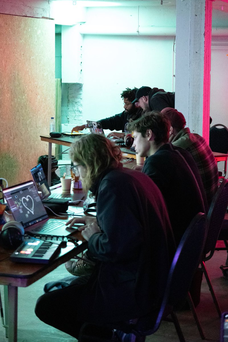 MXT Highlight Week: Day 1 
<a href="/WERCCOLLECTIVE/">WERC</a>, <a href="/chagallmusic/">Chagall</a> and LoveLace Lab    workshop on 17 January about how to create audio-reactive projections and enhance live shows visually! The main tools used were Ableton Live &amp; TouchDesigner✨ 

Photos by Douwe De Boer / Jeroen Rekker