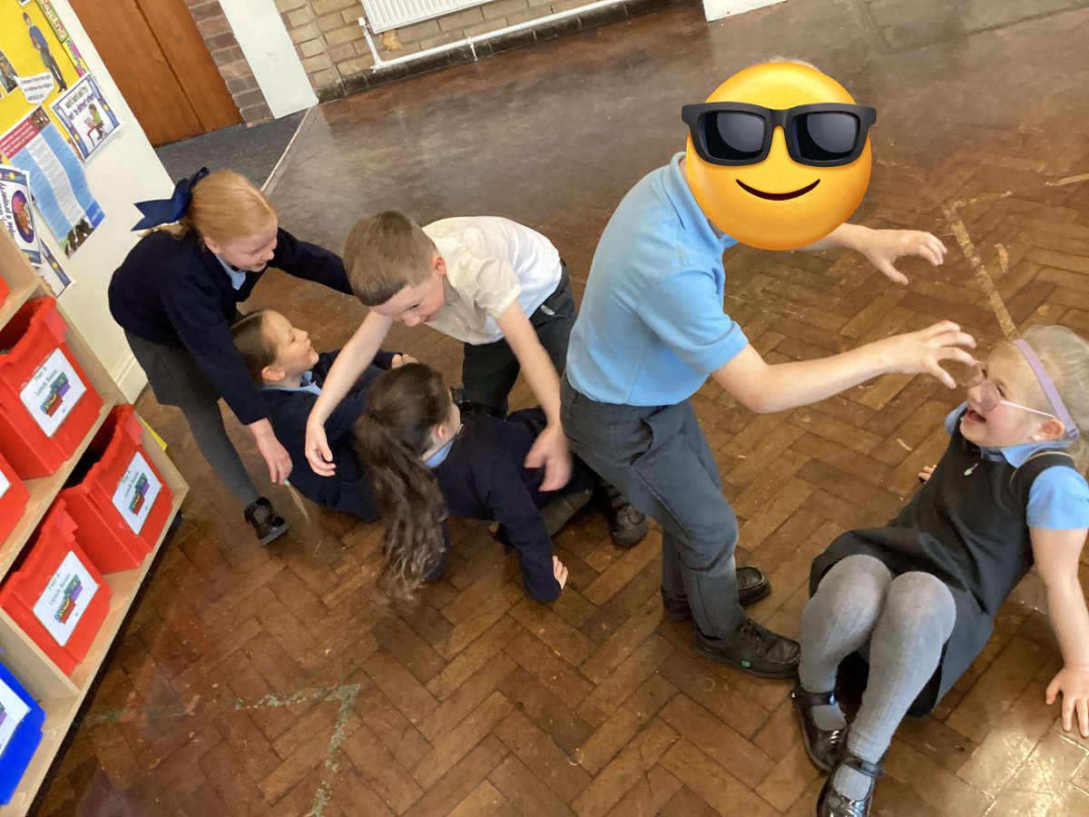 OurLadysCP's tweet photo. Year Two have been learning about ‘The Parable of the Sower’ and acting out the parts of the story! 🧑🌾🌱🪨🌻 @OurLadyandAllS1 #CST #CatholicLife #REInAction #ParablesAndMiracles https://t.co/uIQdeF1KRK