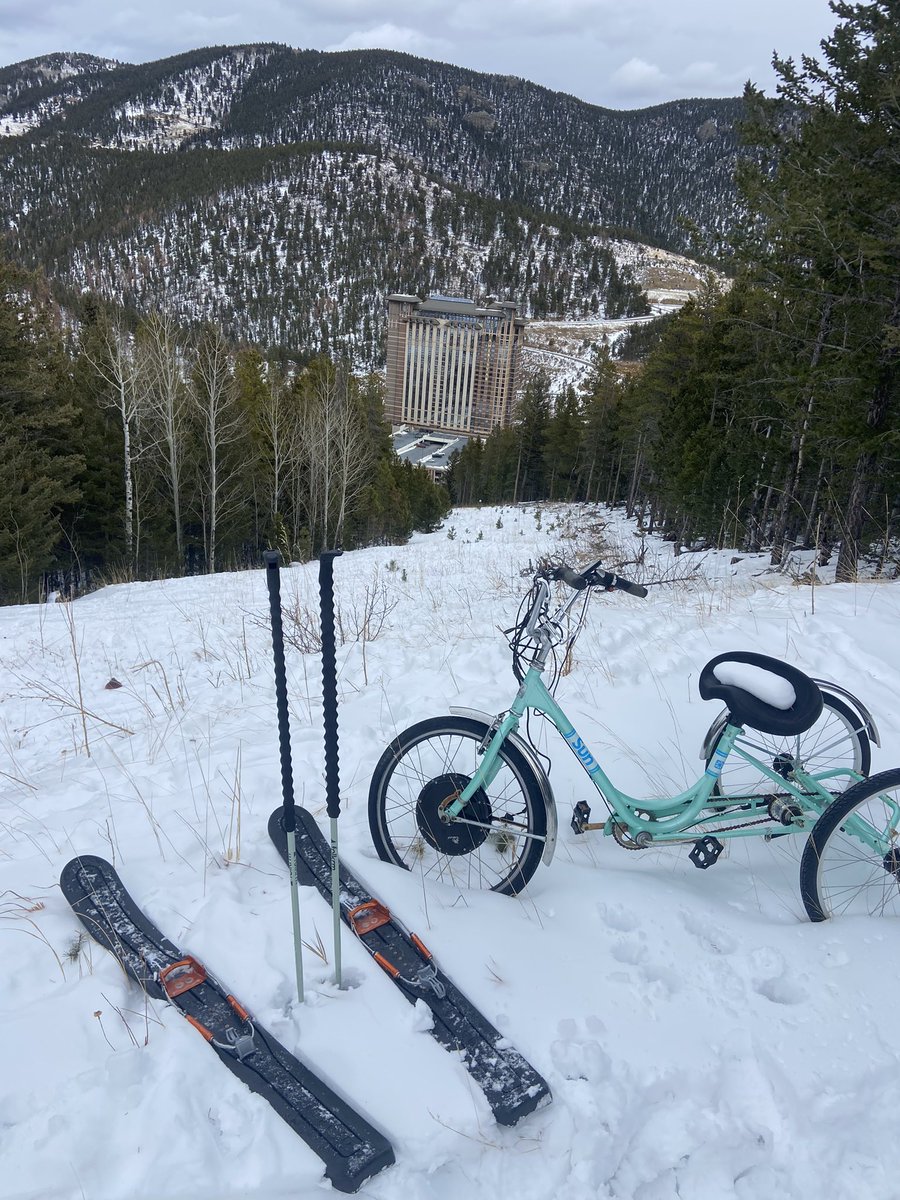 Weird Foothill Guy tweet media