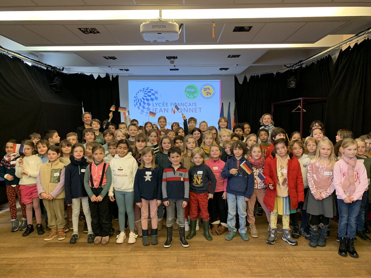 LfjmPrimaire's tweet photo. |#Evènement - #Journée franco-allemande-24|-La SI allemand du @LfjmPrimaire  a accueilli l’#IDSB à l’occasion du 61ème anniversaire du #TraitéElysée. Au programme #Sport - #Littérature - #Culture - #Lecture de textes historiques - #GastronomieAllemande-@aefeinfo @AmbassFranceBel https://t.co/6ui2Zg1hp2