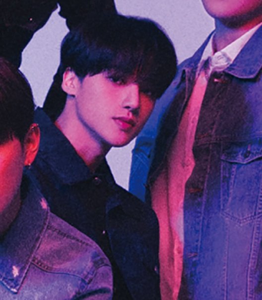 JWYcontent's tweet photo. wooyoung's visuals are out of this world https://t.co/lv64CxCHsu
