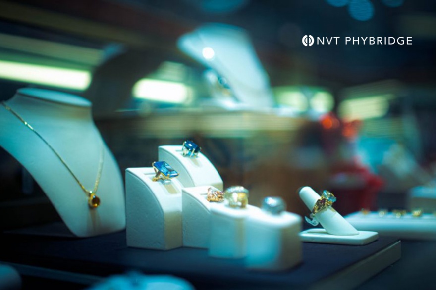 RevInnovacion's tweet image. Joyería de lujo mejora la seguridad de sus tiendas de acuerdo con sus objetivos de sostenibilidad corporativa de @nvtphybridge. Todos los detalles, en la siguiente nota: revistainnovacion.com/nota/12184/joy……… #NVT #NVTPHYBRIDGE #LOSSDETECTION #CLEER2410G