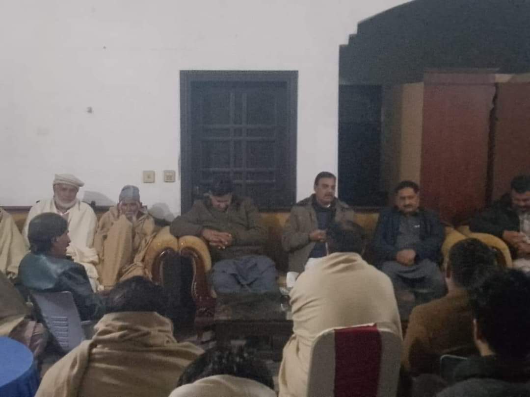 PTIGRWOfficial's tweet photo. بھموں والی نے پاکستان تحریک انصاف کے نامزد امیدواروں کی حمایت کا اعلان
چوہدری احسان اللہ ورک انشاءاللہ MNA79
چوہدری حسن اقبال بٹر انشاءاللہMPAPP65
#NA79 #PP65 #PP66 #PP67 
#ووٹ_سے_بدلہ_لینا_ہے 
#ManOfNervesImranKhan https://t.co/9iyN8Dc8pi