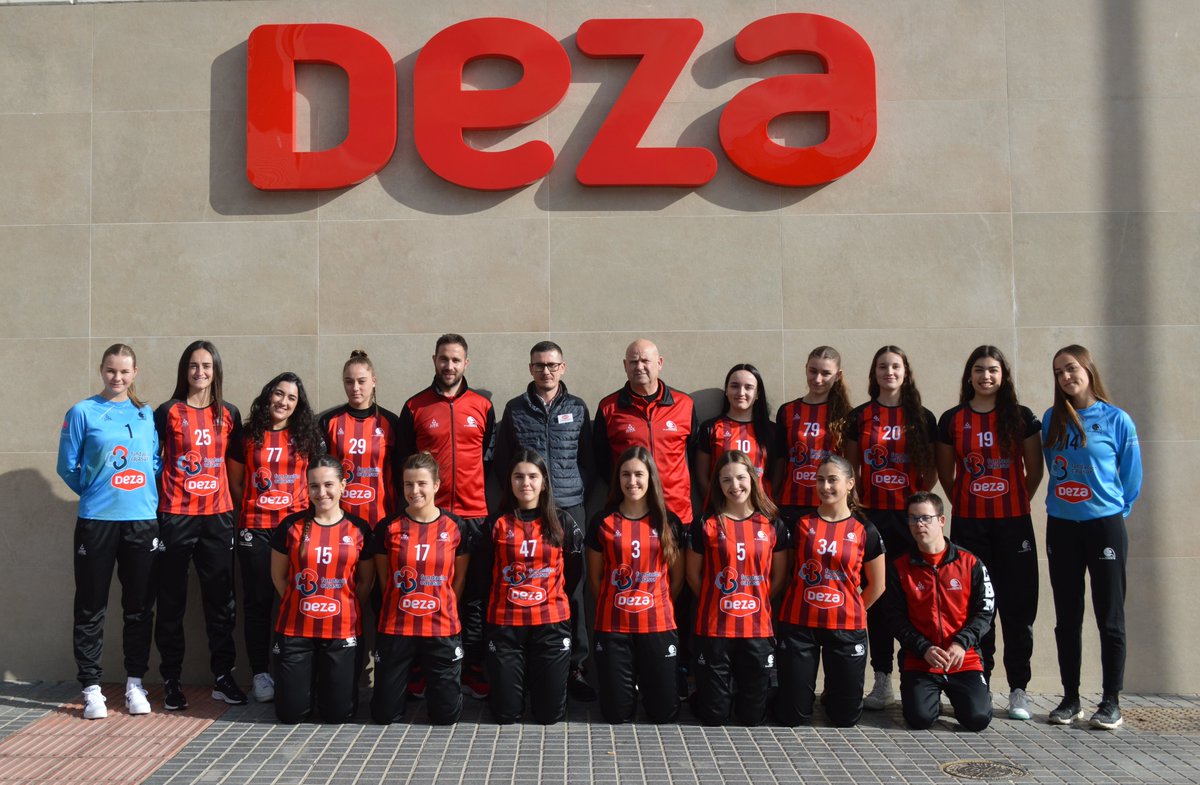 CordobadeBM's tweet photo. 💼 PATROCINIOS
Nuestro equipo DHPF visitó las instalaciones de Deza Calidad en Fuente de la Salud para plasmar la alianza entre la empresa y la entidad granate esta temporada, una unión que se prolonga por casi tres lustros. ¡Gracias!
👉 https://t.co/cLtV1VA1VF https://t.co/7OHAvPoGOk