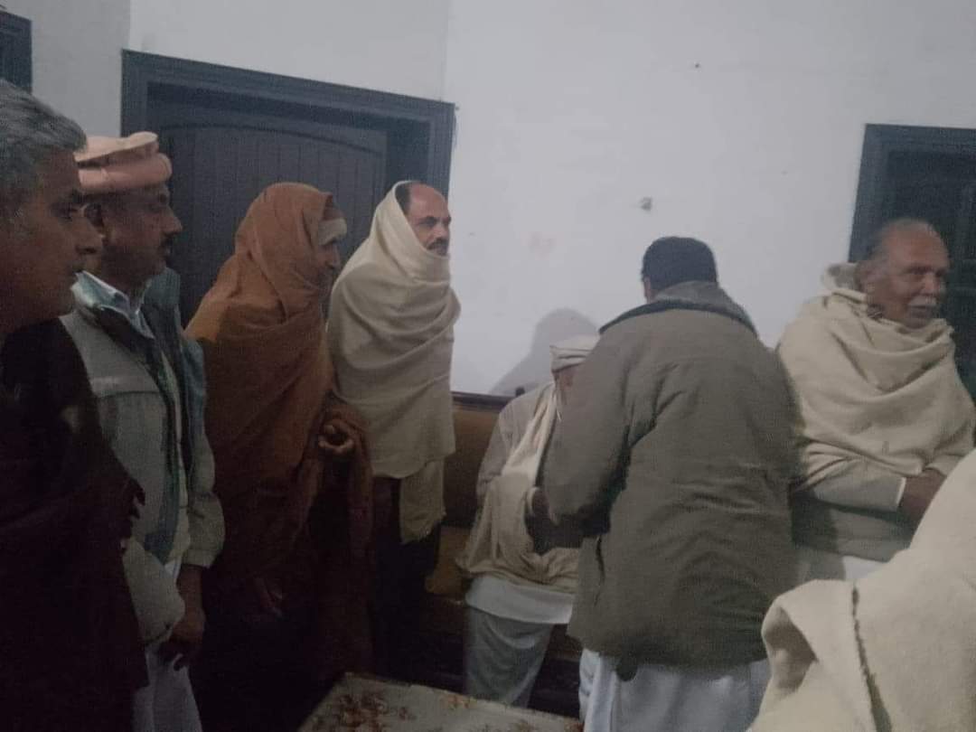 PTIGRWOfficial's tweet photo. بھموں والی نے پاکستان تحریک انصاف کے نامزد امیدواروں کی حمایت کا اعلان
چوہدری احسان اللہ ورک انشاءاللہ MNA79
چوہدری حسن اقبال بٹر انشاءاللہMPAPP65
#NA79 #PP65 #PP66 #PP67 
#ووٹ_سے_بدلہ_لینا_ہے 
#ManOfNervesImranKhan https://t.co/9iyN8Dc8pi