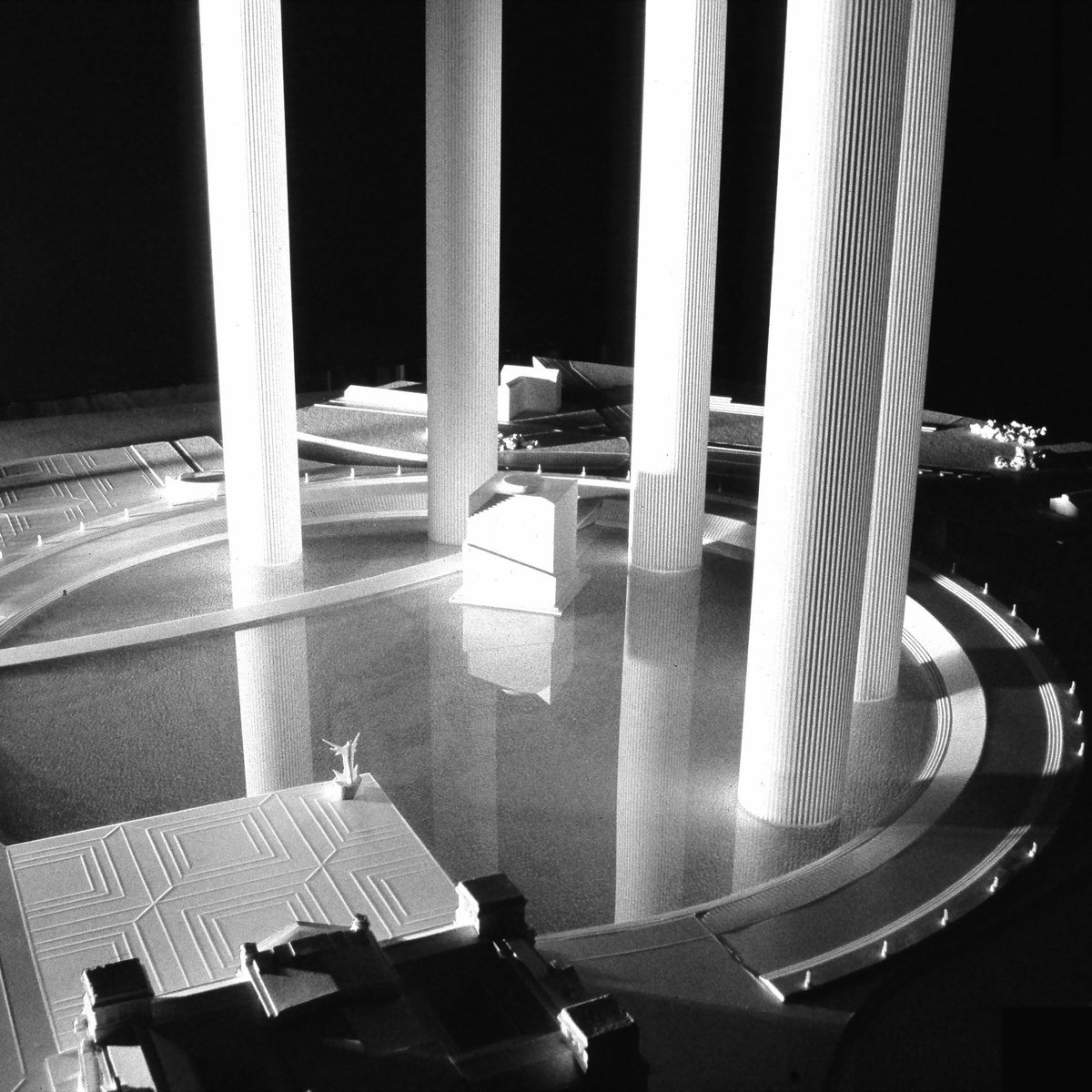 BUrbanist's tweet image. 28 gennaio, al @MuseoMaga :
museomaga.it/it/attivita/46…

[ &quot;#Spreebogen&quot; 1992 #architecturecompetition #carlomoretti &amp;amp; #danielegeltrudi ]