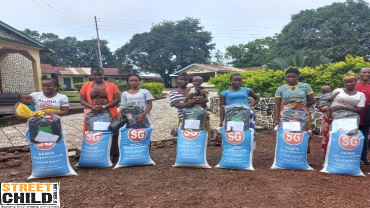 🌟 Breaking Barriers in Sierra Leone! 🌟 Thanks to the incredible support from Allen &amp; Overy, our two-year project in East Sierra Leone provided one-off support to 244 teen mothers (129 in year 1 &amp; 115 in year 2). This included essential supplies facebook.com/share/p/W4v1SS…