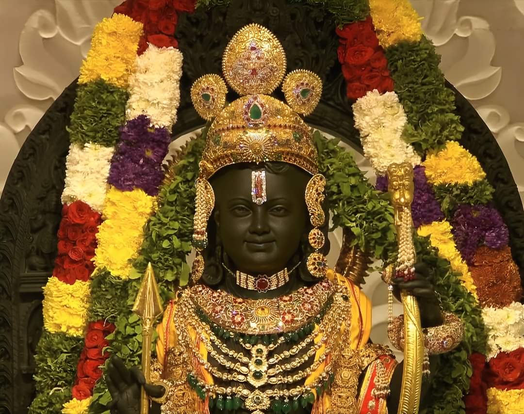 DileepKumar_14's tweet photo. Ram Aa gye🙏🚩 https://t.co/dA4HkxzMHH