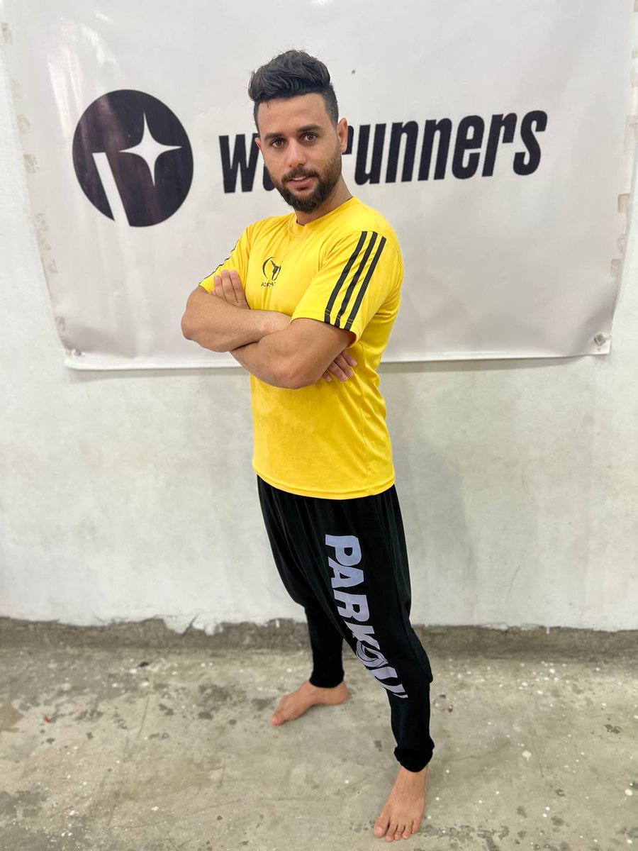 buriedsignals's tweet image. For two years, Said led the Wallrunners Academy in Gaza. Despite the responsibilities of young fatherhood, he generously volunteered his time to teach martial arts and parkour to children, doing so three times a week with unwavering commitment.

Said was not just an instructor;…
