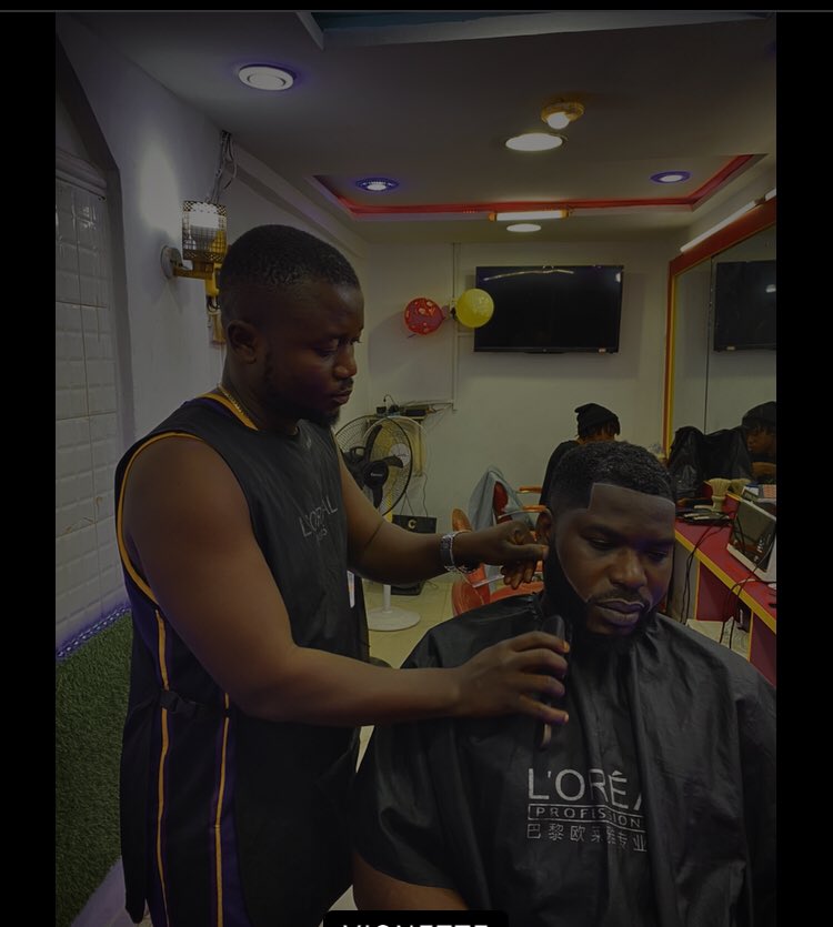 #barbershop #barber #barberlife #barbershopconnect #barberlove #barbers #barbering #barbersinctv #barbergang #thebarberpost #nastybarbers #barberworld #barberia #barbersince98 #barbernation #showcasebarbers #barberconnect #barberhub #internationalbarbers #barber