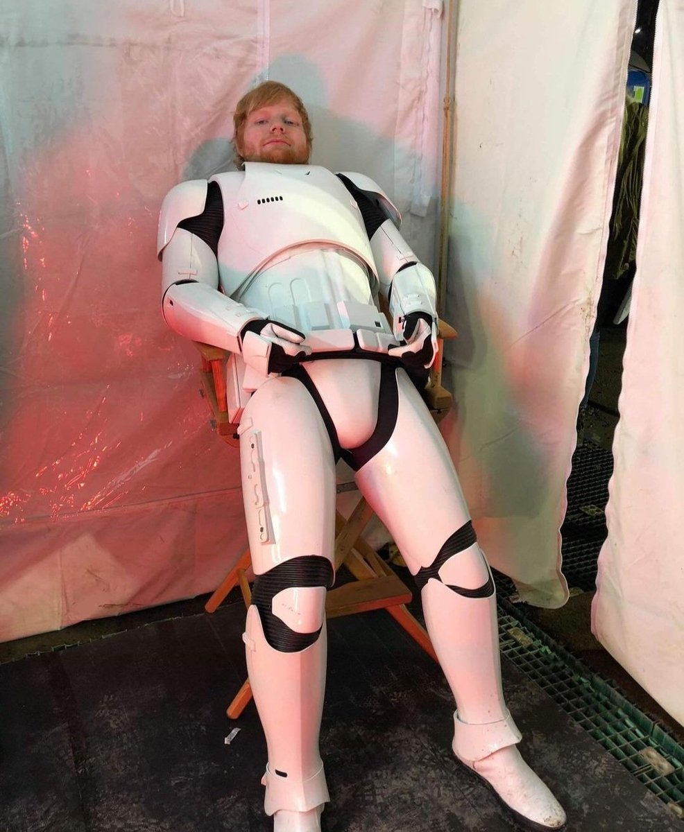 superjules69xxx's tweet photo. Ed Sheeran's photo dump game is STRONG 🤩
#EdSheeran #mondaydump https://t.co/5PPBitY1qS