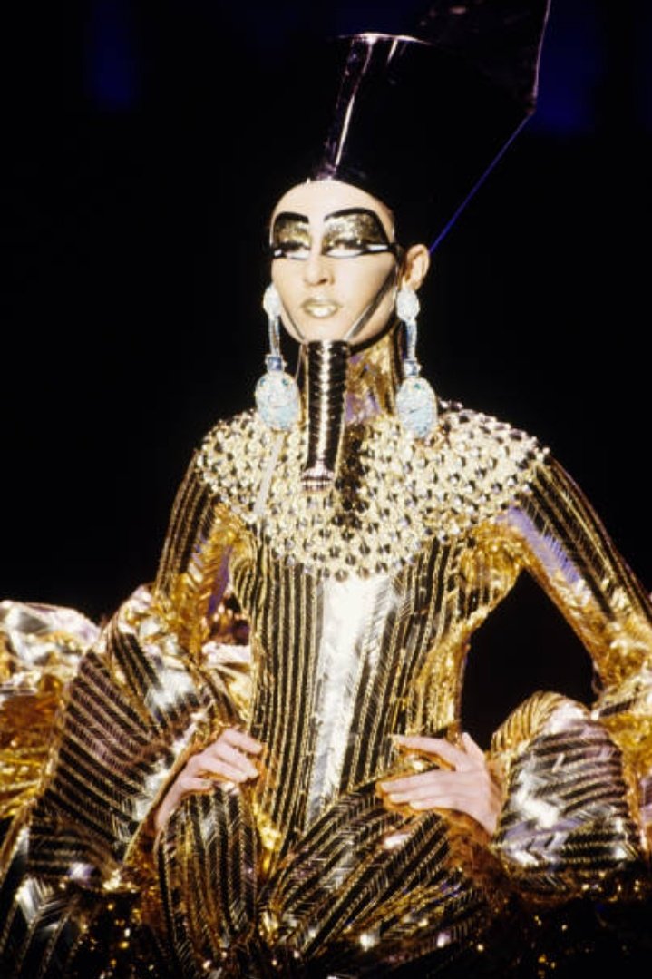 VODlANOVA's tweet photo. #DiorCouture #DiorSpring24 while we're at it... This iconic collection turned 20 three days ago! https://t.co/XcAXVV37Dw