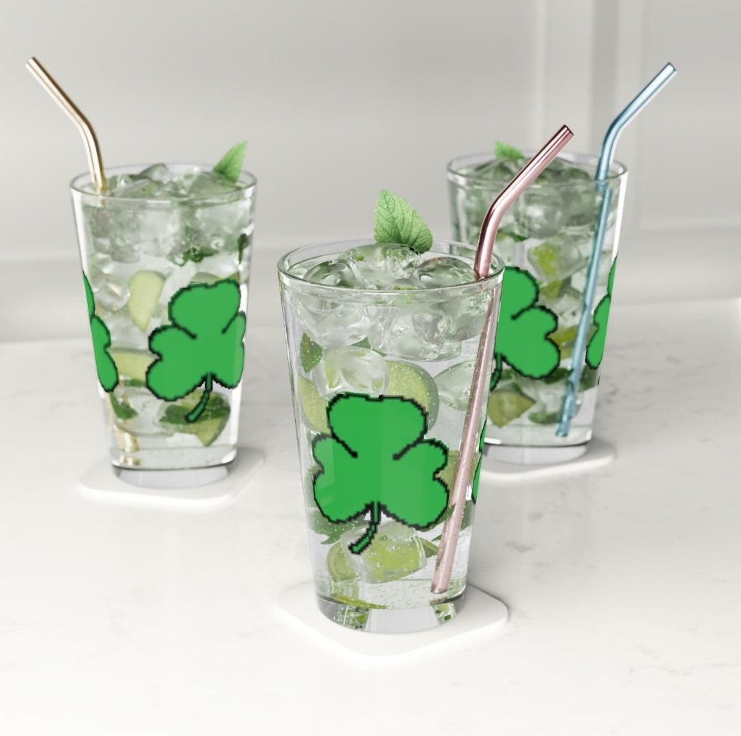 Pixel shamrock party glasses now on sale via store link in my bio. 

#pixelshamrock #pixelart #shamrockdrinkingglasses #shamrock #partyglasses #drinkingglasses #drinkware #stpatricksday #stpatrick #irish #maskedbandit