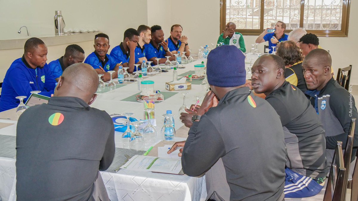 academie_kpc's tweet photo. | 𝐆𝐚𝐭𝐡𝐞𝐫𝐢𝐧𝐠 𝐀𝐟𝐫𝐢𝐜𝐚 2024  🇬🇳 🇮🇪 🇲🇱 |
 🍽🥂🍸REPAS ENTRE ENCADREURS.

---
🗓 Khorira 𝘿𝙪 21 𝙅𝙖𝙣𝙫𝙞𝙚𝙧 𝙖𝙪 04 𝙁é𝙫𝙧𝙞𝙚𝙧 2024 
@th_guillou @ASECMimosas 
#AcademieKpc #gatheringafrica2024 #guinee #cotedivoire #mali #asecmimosa #derbyacademie https://t.co/9n88PM9oy0