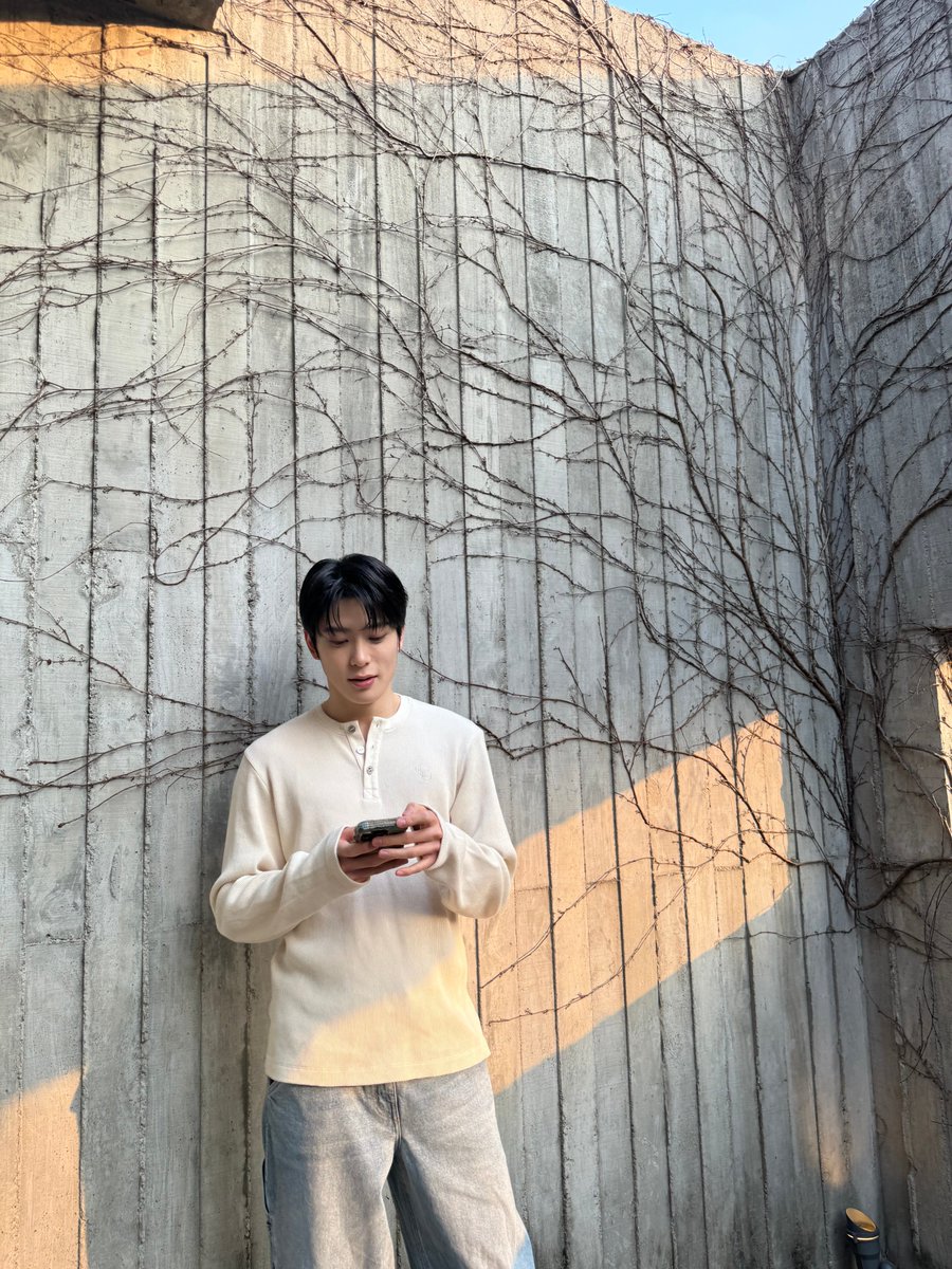 yunotized's tweet photo. jaehyun weibo post

"share pictures"

https://t.co/BUeLv6A2b0 https://t.co/tkcGOctSN5