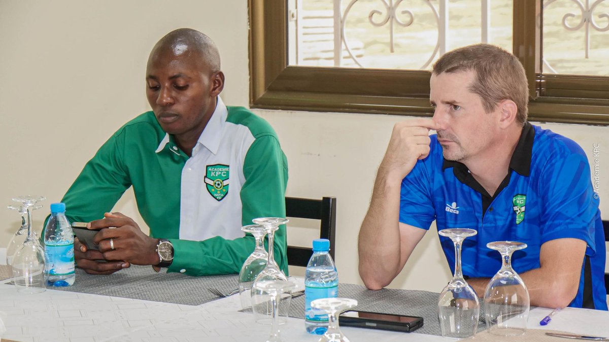 academie_kpc's tweet photo. | 𝐆𝐚𝐭𝐡𝐞𝐫𝐢𝐧𝐠 𝐀𝐟𝐫𝐢𝐜𝐚 2024  🇬🇳 🇮🇪 🇲🇱 |
 🍽🥂🍸REPAS ENTRE ENCADREURS.

---
🗓 Khorira 𝘿𝙪 21 𝙅𝙖𝙣𝙫𝙞𝙚𝙧 𝙖𝙪 04 𝙁é𝙫𝙧𝙞𝙚𝙧 2024 
@th_guillou @ASECMimosas 
#AcademieKpc #gatheringafrica2024 #guinee #cotedivoire #mali #asecmimosa #derbyacademie https://t.co/9n88PM9oy0