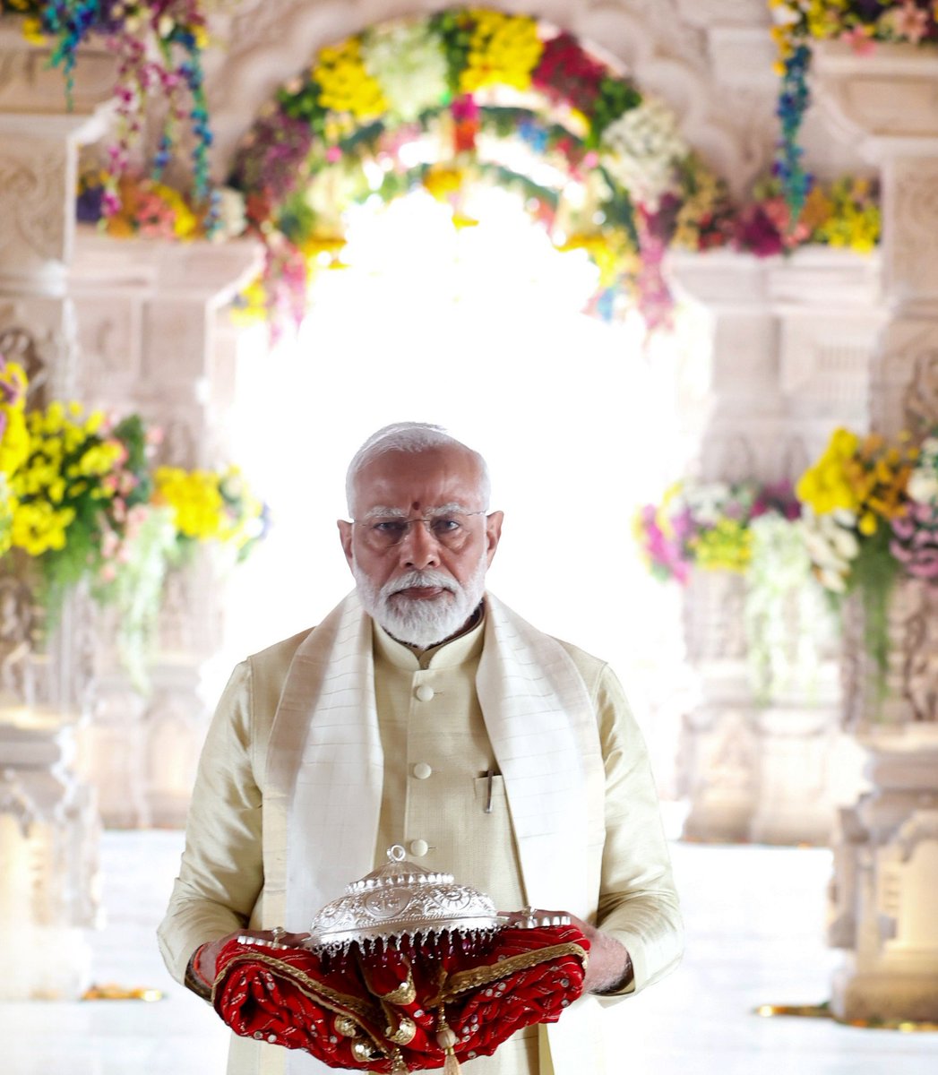Tanuj0907's tweet photo. Notwithstanding my criticisms for his party, which will continue to remain so;  Our civilisation owes this man, a lot.
As much as we are fortunate enough to witness Ram Mandir in front of our very own eyes, we are equally fortunate to have him!
Take a bow! https://t.co/ScrbnXpBjI