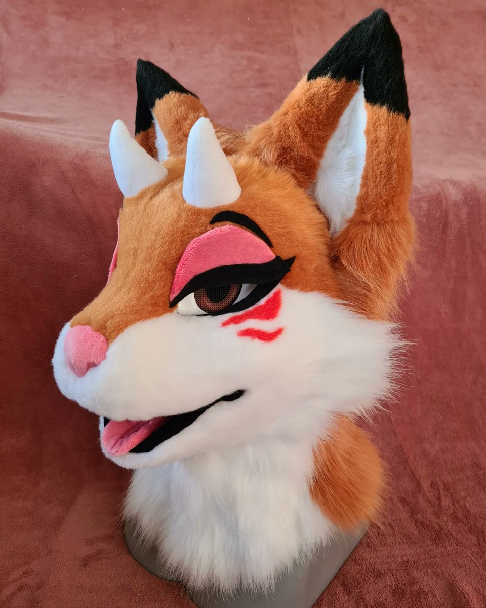 fatalplush's tweet photo. Pinkamer is finished!

+ magnetic eyelids ✨️🫶

🦊🦊🦊 https://t.co/pHy48HKCyz