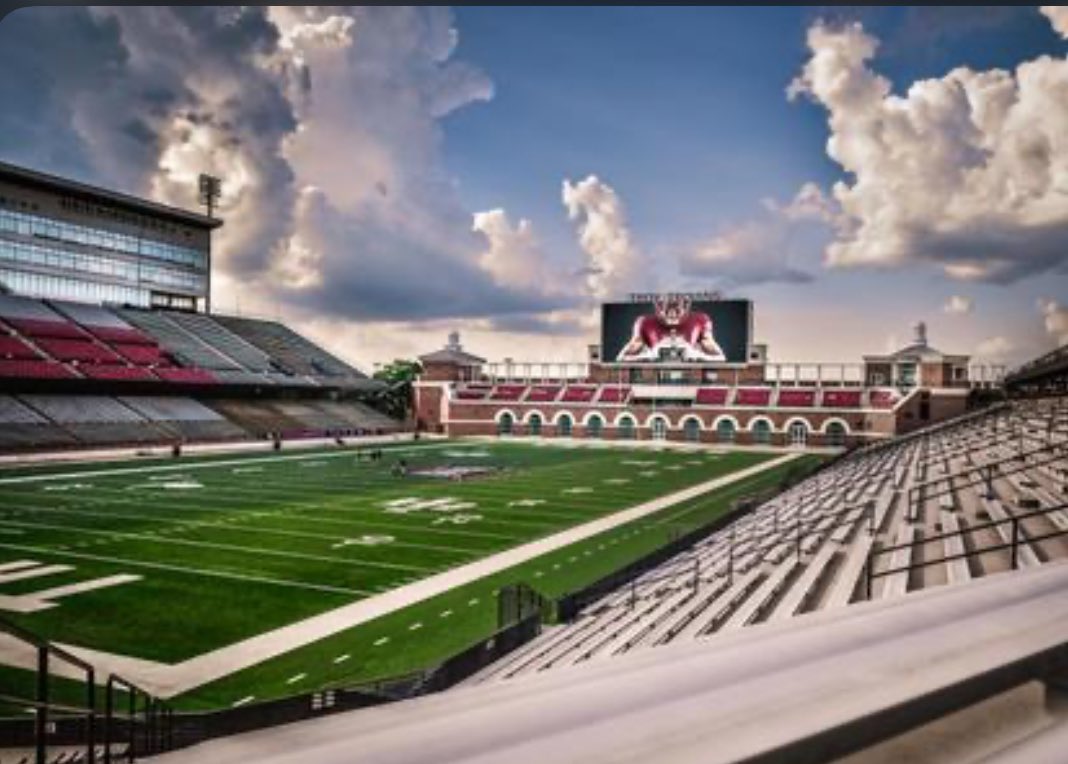 Blessed to receive an offer from Troy University. @acoachingrev @CoachDrew__ @BillLiedy @TroyTrojansFB