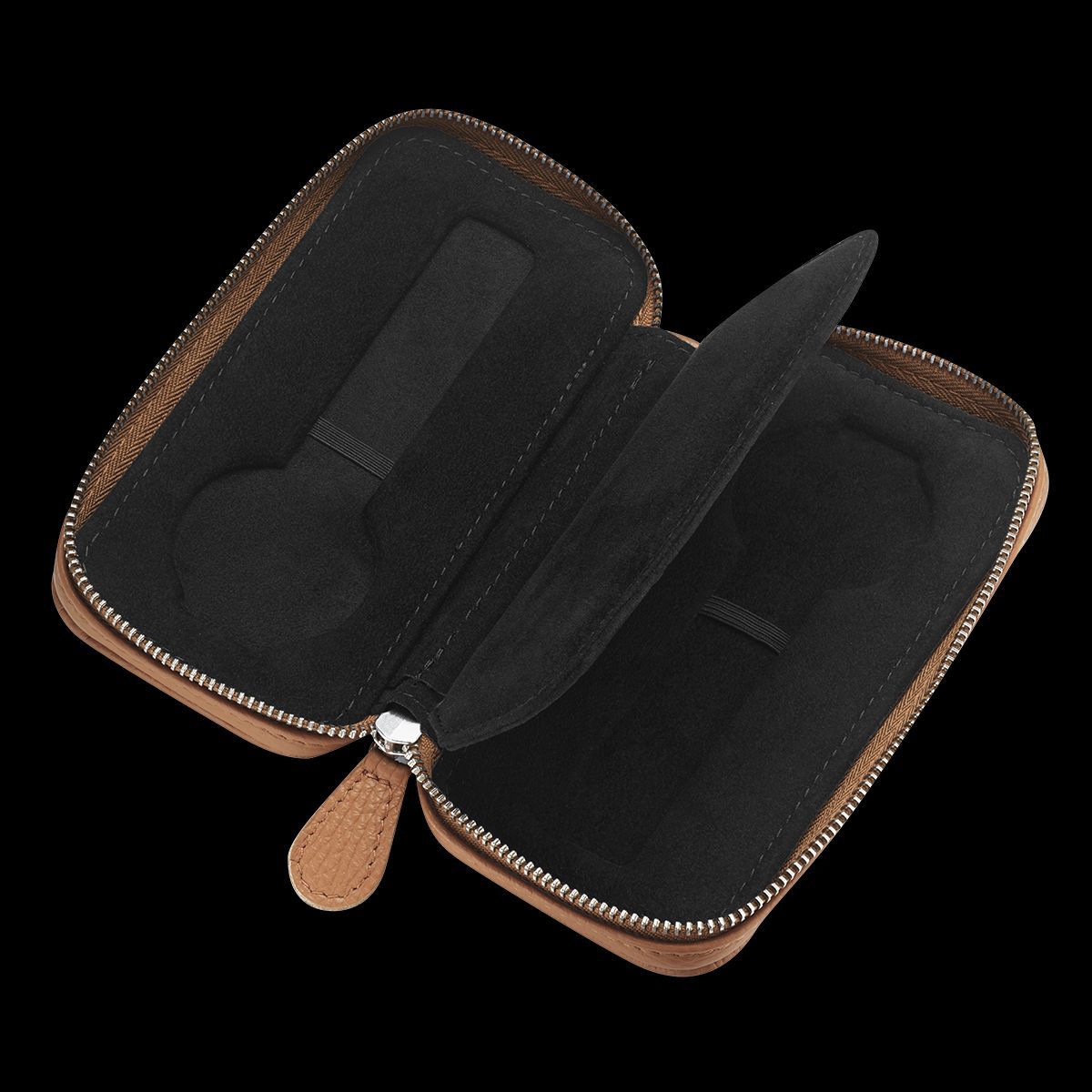 DAMASKO_watches's tweet image. Protect your mechanical wristwatches with our high-quality watch cases. Padded and soft on the inside and covered with the finest cowhide leather on the outside, this accessory offers maximum functional and visual comfort. 🥰
#damasko #uhrenetui #watchcase #accessorie