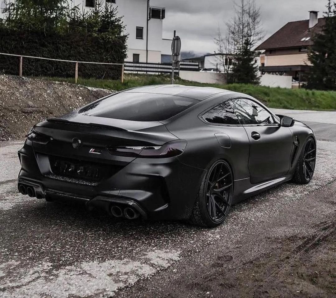 WorldWideCarsTM's tweet photo. The Dark Knight M8 🦇 https://t.co/Z623HtloGJ