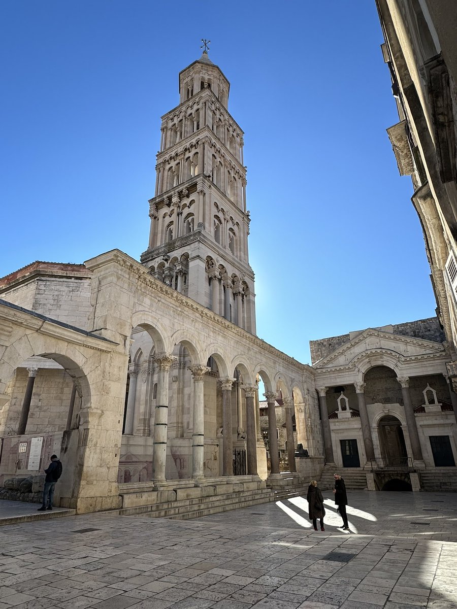 SahranisWorld's tweet image. Split, Croatia 🇭🇷 watch my travels at: twitch.tv/sahranisworld #Croatia #travelblogger #Twitch