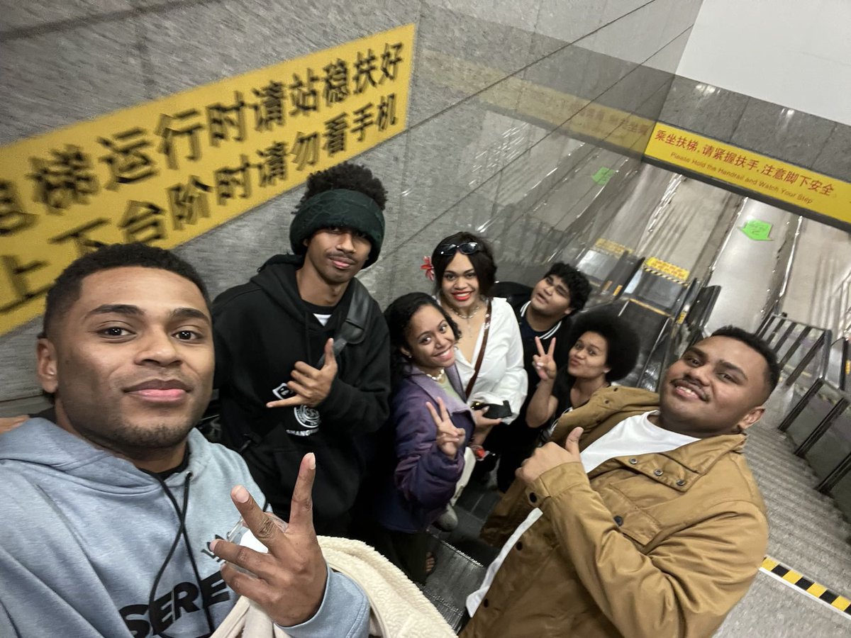 kara_laini's tweet photo. 📍Shanghai night strolls https://t.co/kHx7Hwfhub