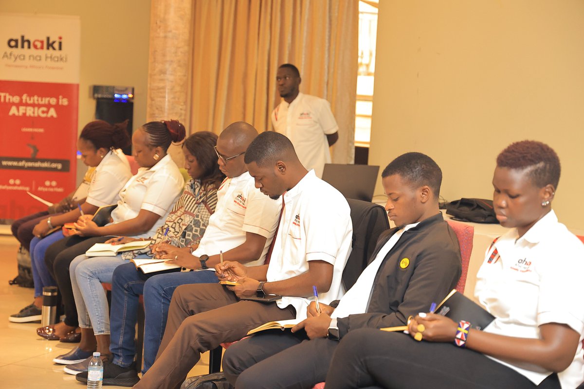 afyanahakiug's tweet photo. “As we embark on 2024, I express my sincere gratitude to each and every one of you. Your dedication, creativity and hardwork have been a driving force behind much of Ahaki’s successes over the years. The past year was incredibly transformative for Ahaki, it solidified our vision and rolled out key initiatives that are essential for guaranteeing Ahaki’s continuity.” - Dr @MulumbaMoses_ during his opening remarks at day one of Ahaki’s beginning of year staff retreat.
