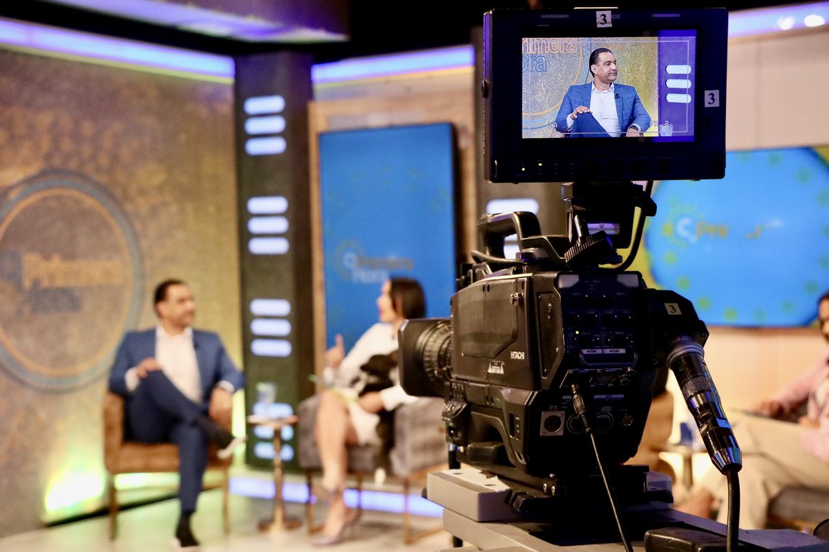 AlbertoTejeda_'s tweet photo. Fue un placer conversar con Lorenny Solano, Edhoarda Andújar, Elías Cornelio y Carlos Hernández en el programa @APrimeraHora_RD

Gracias a todos por la enriquecedora charla donde dialogamos sobre nuestra visión de rescate de Santo Domingo Este. https://t.co/Cty7plO4DK