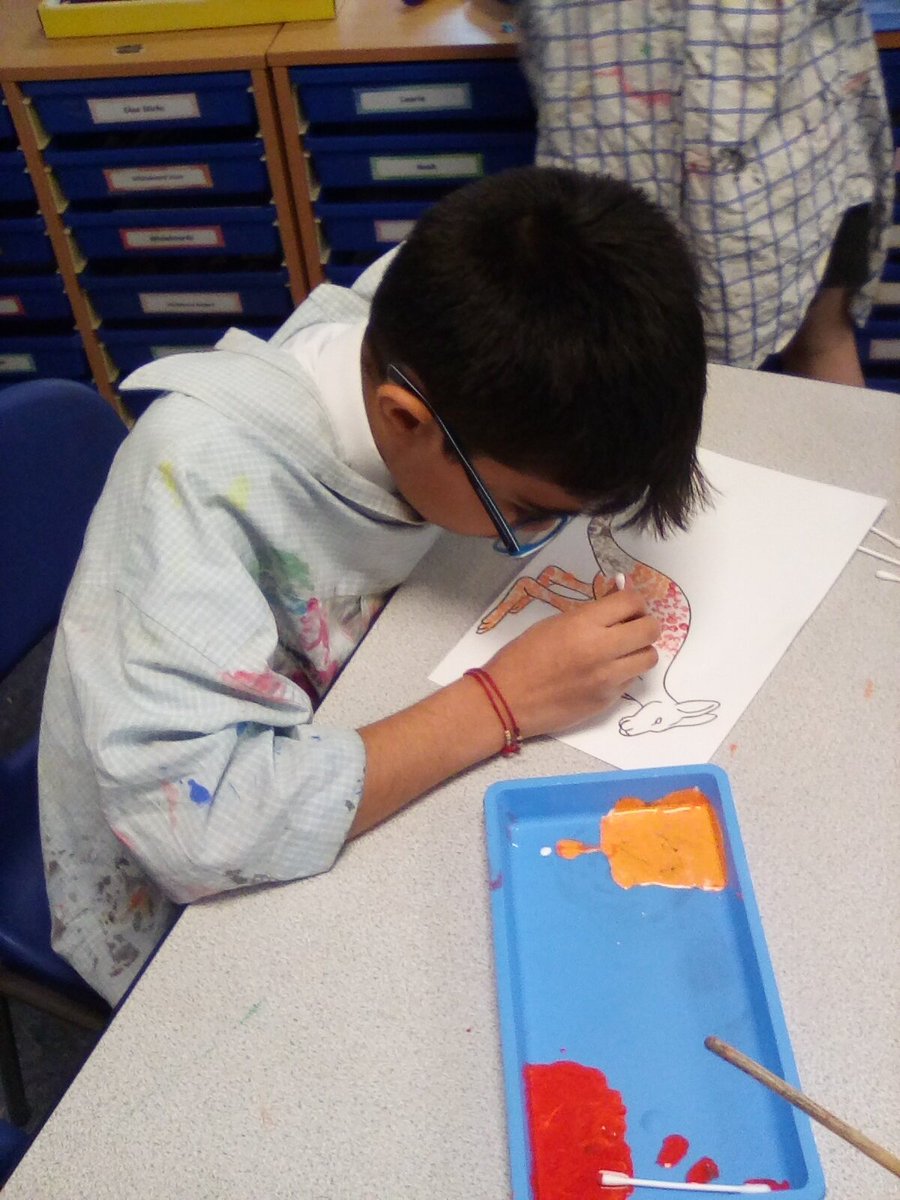 SgsYear4's tweet photo. #SGSYear4 are exploring dot painting as part of their Art lessons this term.  They will move on to creating a story-telling piece #SGSArtDep https://t.co/85lRvK1caE