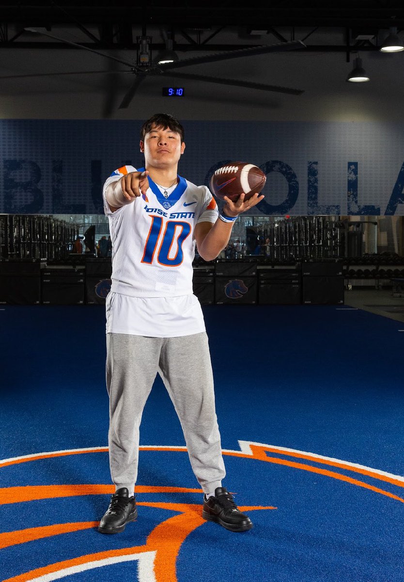 Had such an amazing time at @BroncoSportsFB junior day! Thank you coaches for having me out! @Coach_SD @BushHamdan @D_Co0p @CoachS_Cooper @jack_schne1der @2mattmiller @JabrilFrazier @CoachPotter73 @kyleyoung_BSU @BrandonHuffman @MHSWarriorFB @CoachWoody82 @triplethreatfbb