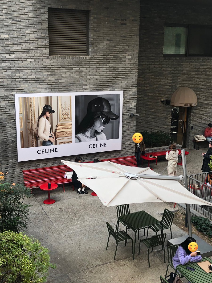 [SPOTTED] - #LISA x <a href="/celineofficial/">CELINE</a>’s Ad 🤍

📍Cafe Reusangseu Sounds Hannam Branch, 🇰🇷

LISA
HEDI SLIMANE PHOTOGRAPHY AND STYLING
PARIS
OCTOBER 2023
#CELINEBYHEDISLIMANE
#LISAXCELINE

c/o tkpd1327 // _itsnojokes

#블랙핑크리사 블랙핑크 리사
#리사 #LALISA