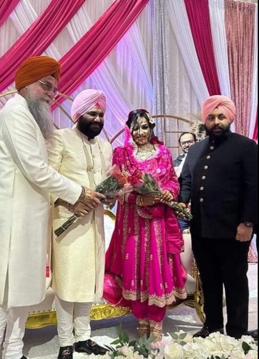 himmatshergill's tweet photo. With Waheguru ji's blessings, myself and Sukhman Kaur Sekhon ji got married in Brampton,Canada.I am very grateful to all friends and relatives to bless us.Thank you Hon'ble Speaker @Sandhwan ji,Ministers @harjotbains ji and @AAPHarbhajan  ji to come all the way from India. https://t.co/ll8KMbGlFX