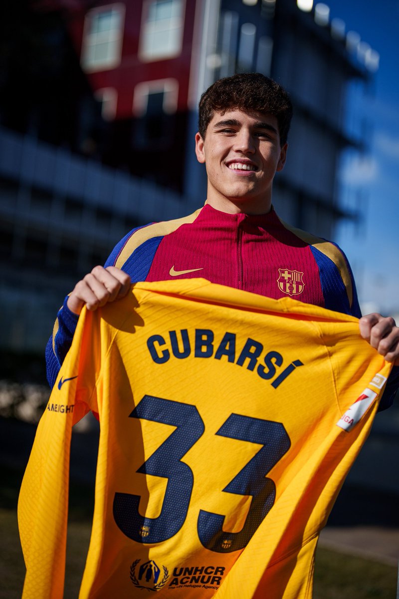 Pau Cubarsí: 'I am very happy. I am having one of the best weeks of my life, if not the best. I participated for the first time in the Copa del Rey against Salamanca, then I had the opportunity to play against Betis in Benito Villamarín, and today is my birthday.'