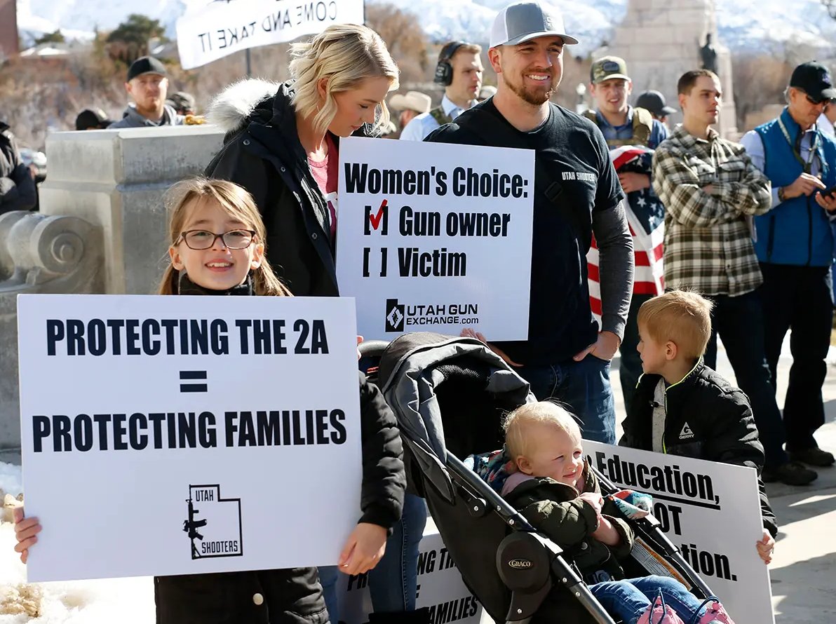 votemjs's tweet photo. Say no to Biden's Gun Law! Support our freedom! Stand up for the 2nd Amendment.
#NoGunControl #ProtectOurRights #StandUpNow 🇺🇸 #GunRights https://t.co/6hhxDhPl1J