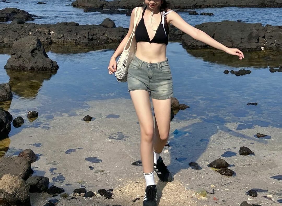 thinspo_k's tweet photo. Height: 173 cm / 5'8"
Weight: 50 kg / 110 lbs
BMI: 16.7 https://t.co/kavYqDEKaU