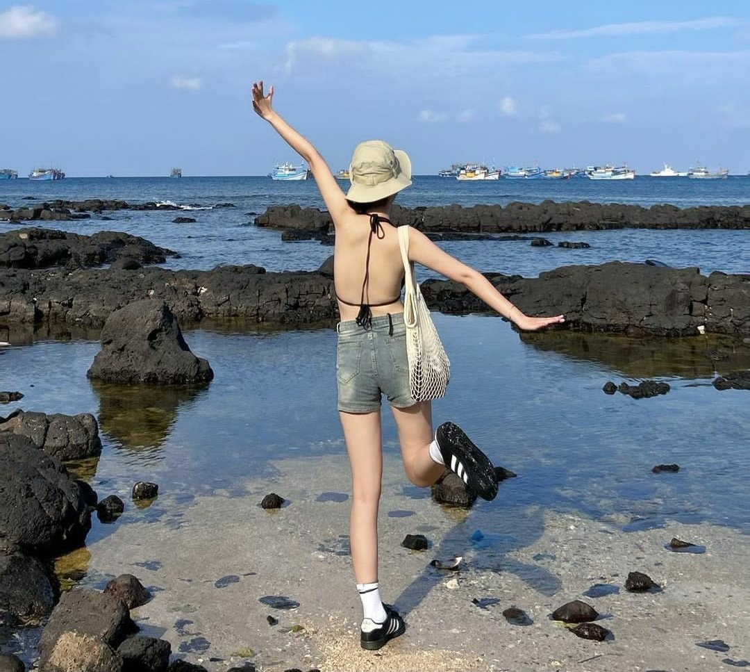 thinspo_k's tweet photo. Height: 173 cm / 5'8"
Weight: 50 kg / 110 lbs
BMI: 16.7 https://t.co/kavYqDEKaU