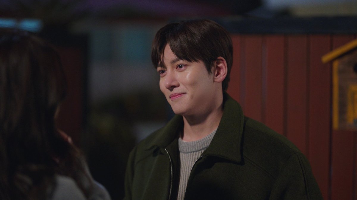 jcwcontent's tweet photo. ji chang wook as cho yongpil in "welcome to samdalri" ep15. https://t.co/mSOBezVhj1