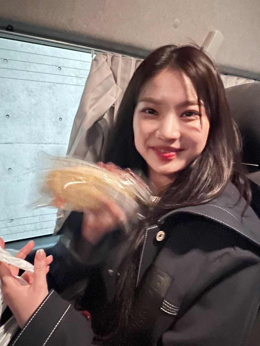 staycfancafe's tweet photo. 240123 🐶💬 https://t.co/fGP2w1JjD0