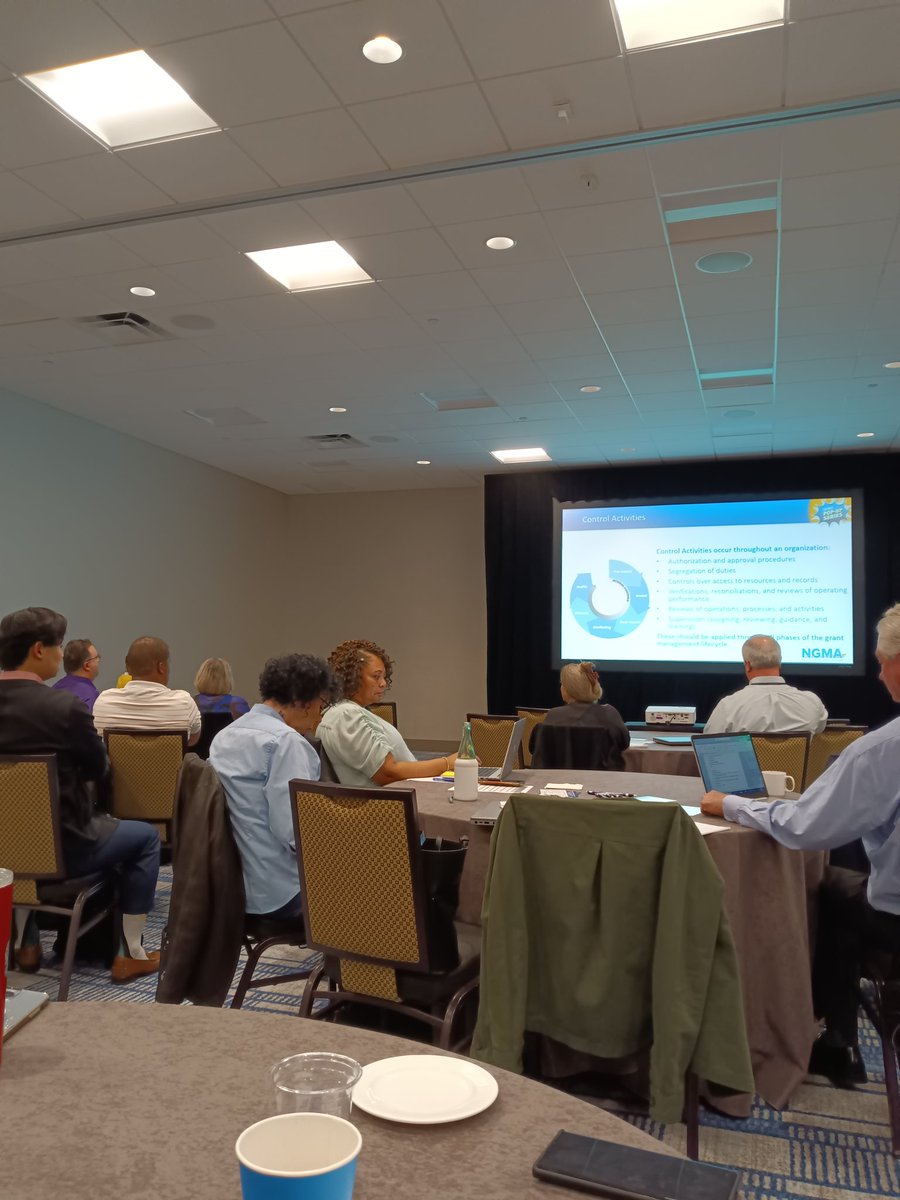 Gretchen Mullin-Sawicki tweet media